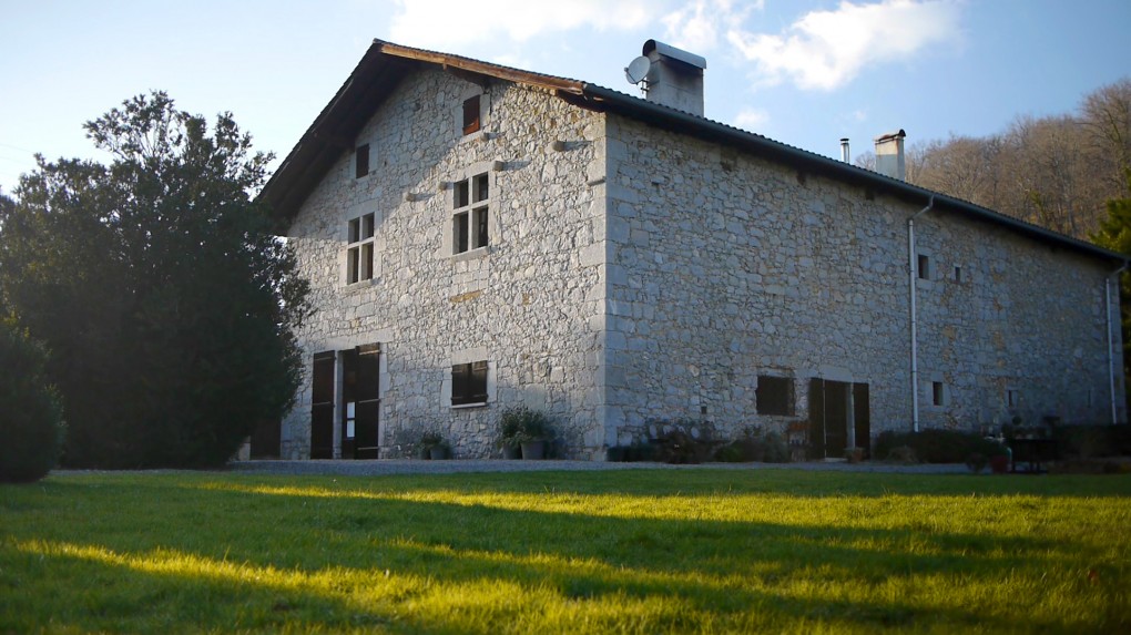 Bernat Etxepare was born in the family house Etxeparia in Sarasketa (Lower Navarre).