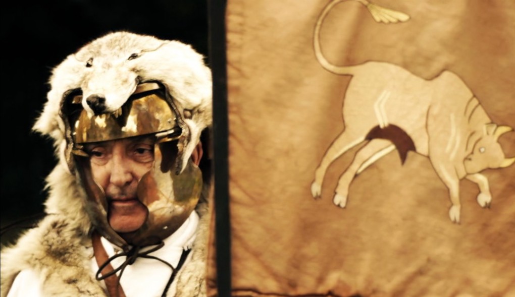 fondo_euskara_jendea_home_01