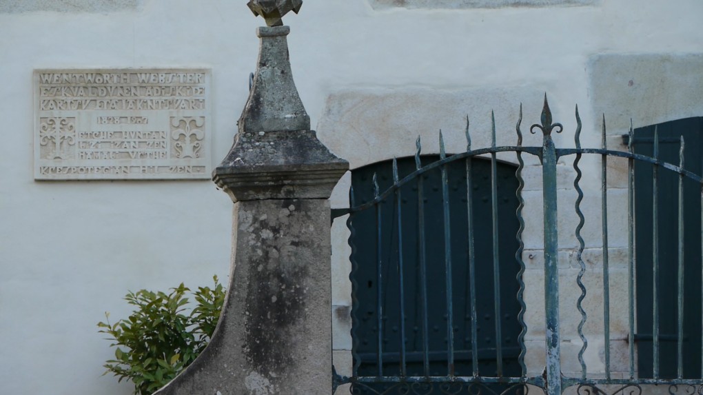 Basque Legends ipuin-bildumaren autorea den Wentworth Websterren oroitarria Saran